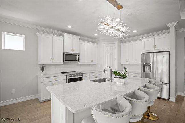 28041 Captiva Shell Loop, House other with 3 bedrooms, 4 bathrooms and null parking in BONITA SPRINGS FL | Image 6