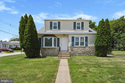 1558 Lukens Ave, Roslyn, PA, 19001-1433 | Card Image