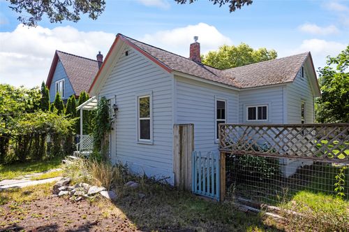 527 S 2nd St W, Missoula, MT, 59801-1832 | Card Image