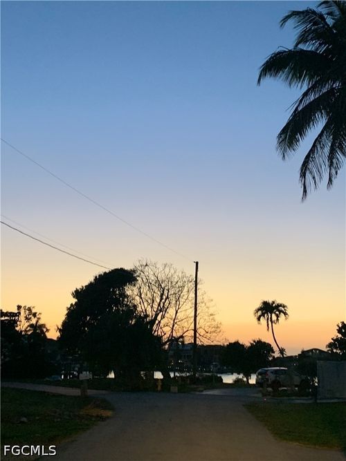 6 Hawk St, NAPLES, FL, 34113-4014 | Card Image