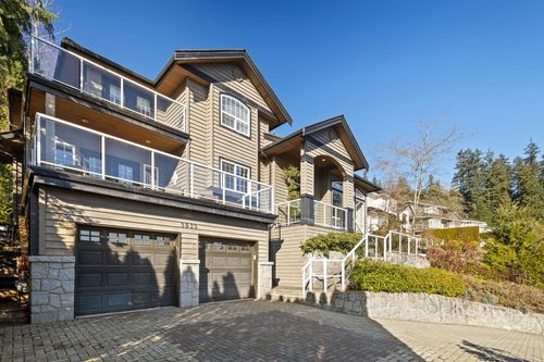 3823 Michener Way, North Vancouver, BC, V7K3C7 | Card Image