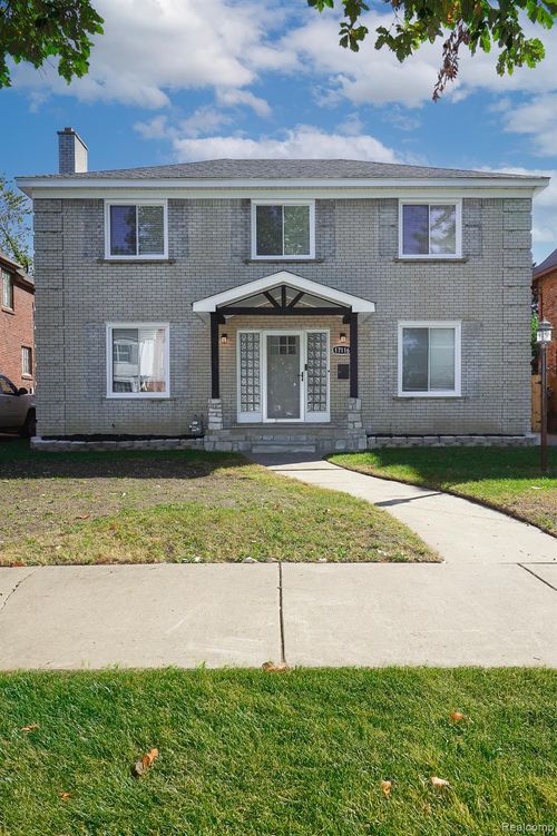 17116 Wildemere St, Detroit, MI, 48221-2721 | Card Image
