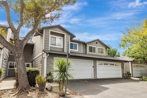 2013 Galloway Cmn, Livermore, CA, 94551-5474 | Card Image