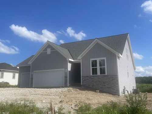 N101W16765 Gunflint Trail, Germantown, WI, 53022 | Card Image