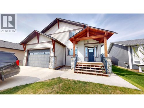 10228 117 Ave, Fort St John, BC, V1J0L4 | Card Image