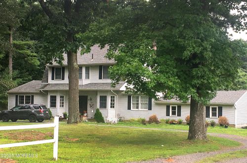 74 Squankum Rd, Tinton Falls, NJ, 07724-4428 | Card Image