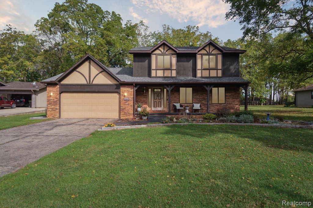 Chesterfield Dr, Swartz Creek, MI 48473