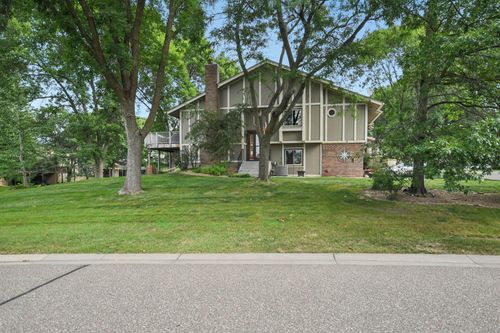 6800 Buckingham Ct, Woodbury, MN, 55125-2401 | Card Image