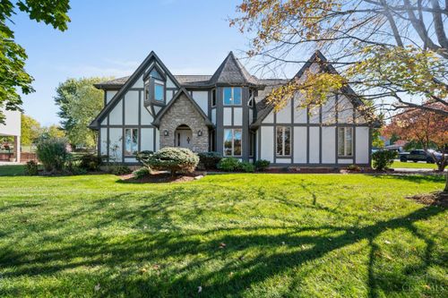 7162 Wyandot Ln, Liberty Twp, OH, 45044-9639 | Card Image