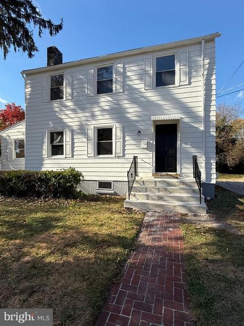 175 9th St, SALEM, NJ, 08079-2101 | Card Image