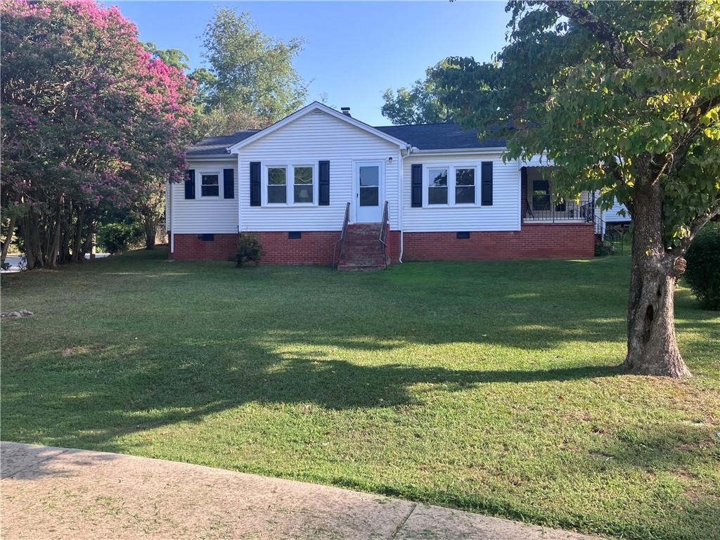Maw Bridge Rd, Central, SC 29630