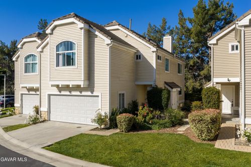 517 Orange Grove Pl, Pasadena, CA, 91103-3301 | Card Image
