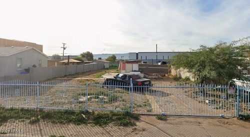 94-1915 E Illini Street, Phoenix, AZ, 85040 | Card Image