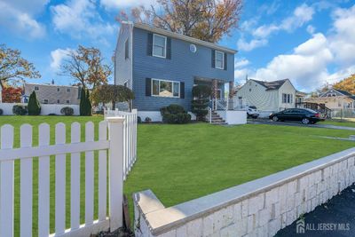 863 Brookside Avenue, House other with 3 bedrooms, 1 bathrooms and null parking in Keyport NJ | Image 2