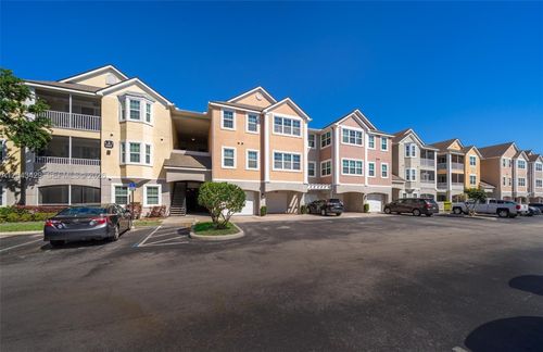 206-6413 Astor Village Ave, ORLANDO, FL, 32835-6480 | Card Image
