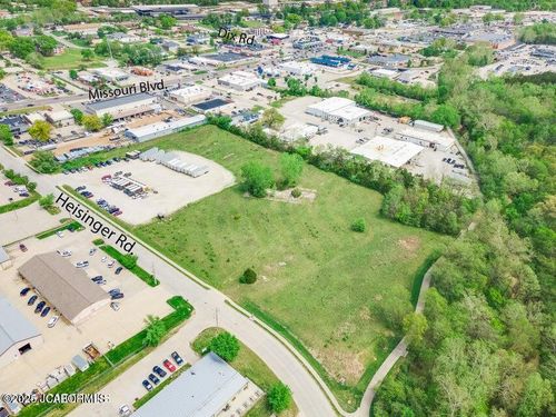 721 Heisinger Rd, JEFFERSON CITY, MO, 65109-4711 | Card Image