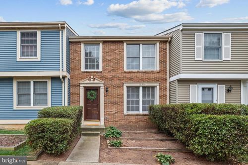 1640 Barnstead Dr, RESTON, VA, 20194-1506 | Card Image