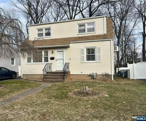 47 Ryle Ave, Little Falls, NJ, 07424-1627 | Card Image
