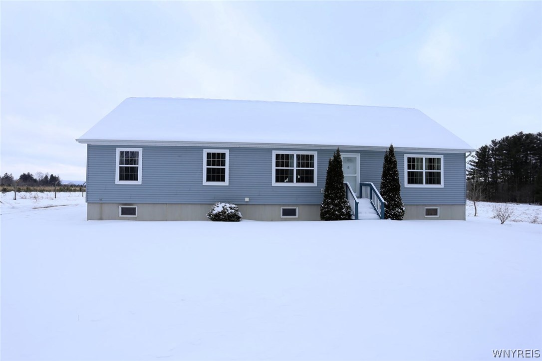 13986 North Division Road, Sold in Collins Zoocasa