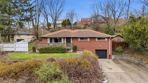 2386 Crestview Rd, Banksville/Westwood, PA, 15216 | Card Image