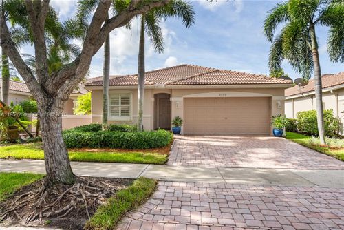 2090 Borealis Way, Weston, FL, 33327-2211 | Card Image