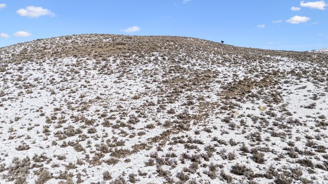 This property backs up to Round Valley – 2, 200 acres of open space. | Image 76