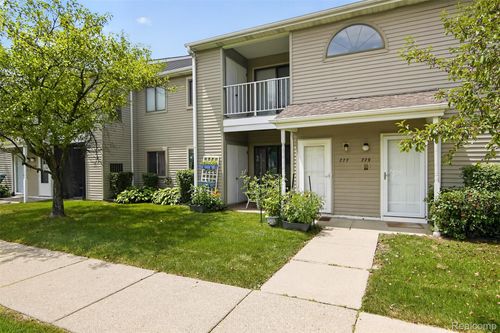 2-777 Clubhouse Dr, Ypsilanti, MI, 48197-4888 | Card Image