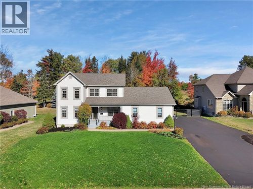 94 Du Golf Rue, Dieppe, NB, E1A8J6 | Card Image