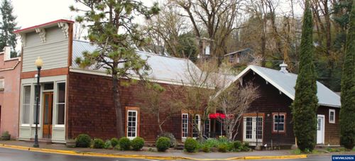 431 N Main St, Brownsville, OR, 97327-2147 | Card Image
