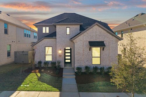 2025 Gray Dr, Northlake, TX, 76247-3336 | Card Image