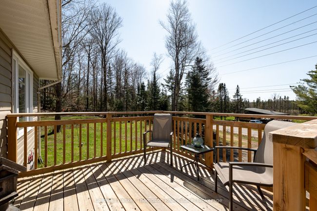 751 Old Muskoka Rd, House other with 3 bedrooms, 1 bathrooms and 4 parking in Utterson ON | Image 27