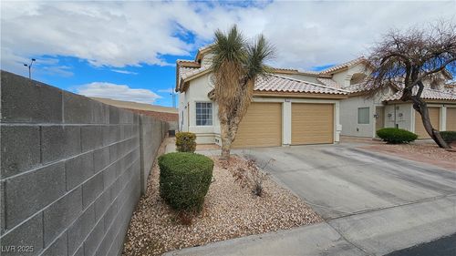 unit-201-7572 Durham Hall Ave, Las Vegas, NV, 89130-7976 | Card Image