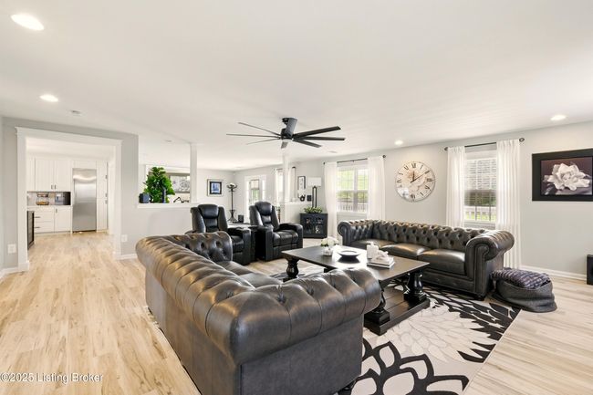1717 Stricker Rd, House other with 5 bedrooms, 5 bathrooms and null parking in Memphis IN | Image 13
