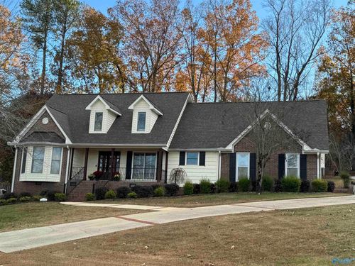 5501 Cedar Mill Dr, Guntersville, AL, 35976-2961 | Card Image