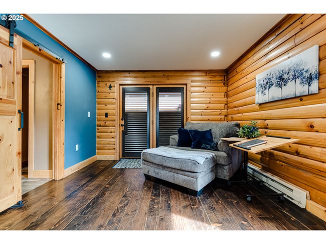 86561 R R Baker Rd, House other with 3 bedrooms, 3 bathrooms and 2 parking in Springfield OR | Image 15