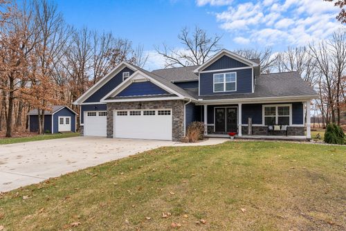 3051 Jennifer Ct, Wheatfield, IN, 46392-7059 | Card Image