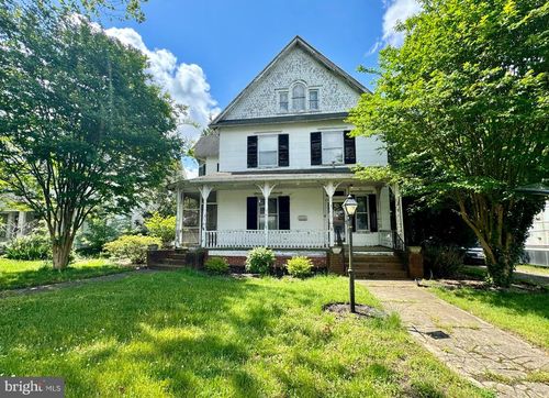 216 W 8th St, LAUREL, DE, 19956-1944 | Card Image
