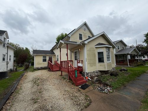 226 E Orleans St, Paxton, IL, 60957-1510 | Card Image