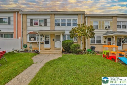 1920 S Idaho St, ALLENTOWN, PA, 18103-8519 | Card Image