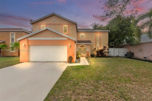 9500 Atlantic St, Miramar, FL, 33025-4252 | Card Image