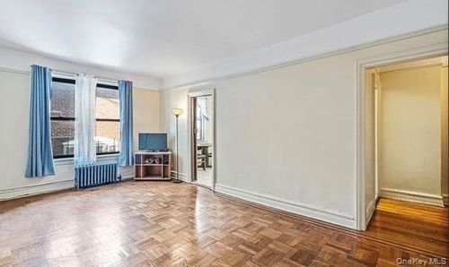 apt-2e-15517 Sanford Ave, Flushing, NY, 11355-1117 | Card Image