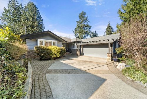 759 Winona Ave, North Vancouver, BC, V7R2B2 | Card Image