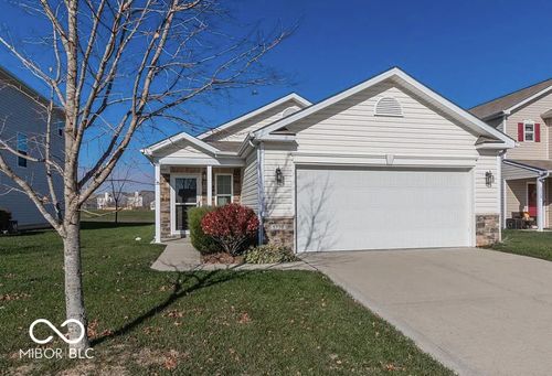 5770 Weeping Willow Pl, Whitestown, IN, 46075-9714 | Card Image