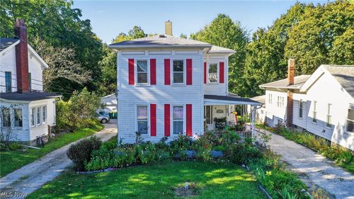 429 W Main Street, Geneva, OH, 44041 | Card Image