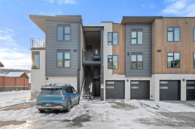 View of front of house | Image 33