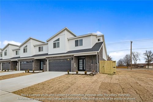 400 Onyx Rd, Centerton, AR, 72719-4055 | Card Image
