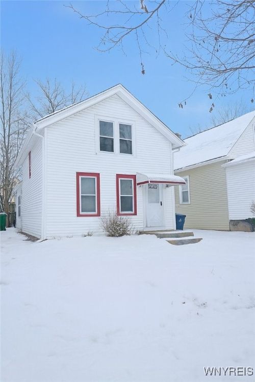 143 Tyler St, Buffalo, NY, 14214-1129 | Card Image