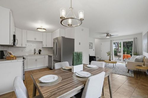 14-5725 Linda Vista Rd, San Diego, CA, 92110-2601 | Card Image
