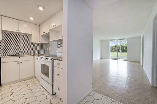 120-5500 Nw 2nd Ave, Boca Raton, FL, 33487-3898 | Card Image