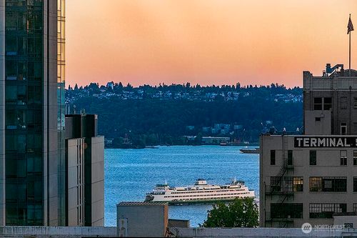 unit-1702-1920 4th Ave, Seattle, WA, 98101-5117 | Card Image